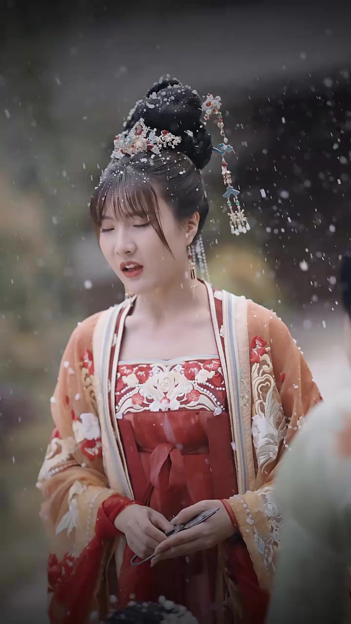 向涟苍生献上纯洁