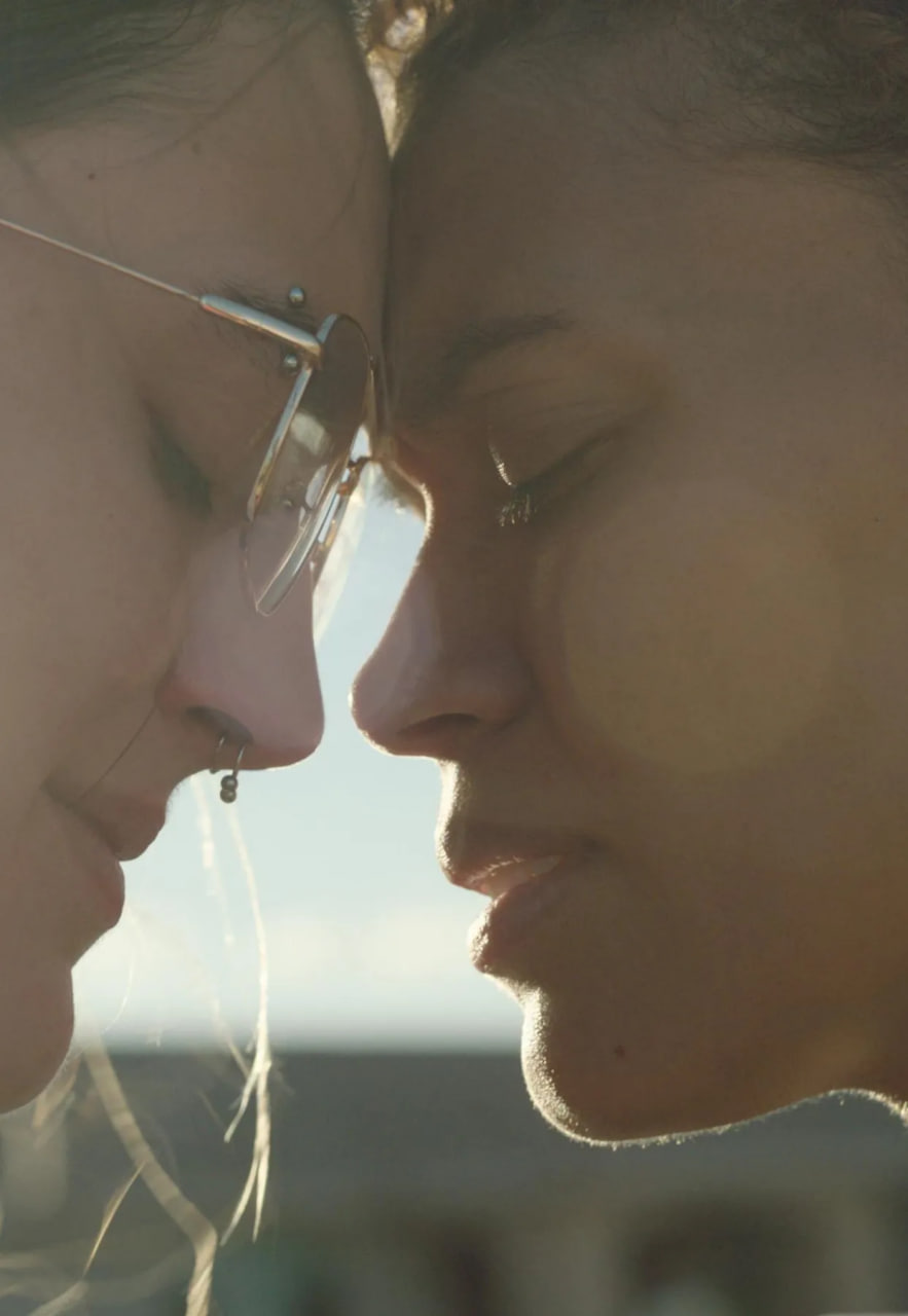 双胞胎母亲三飞